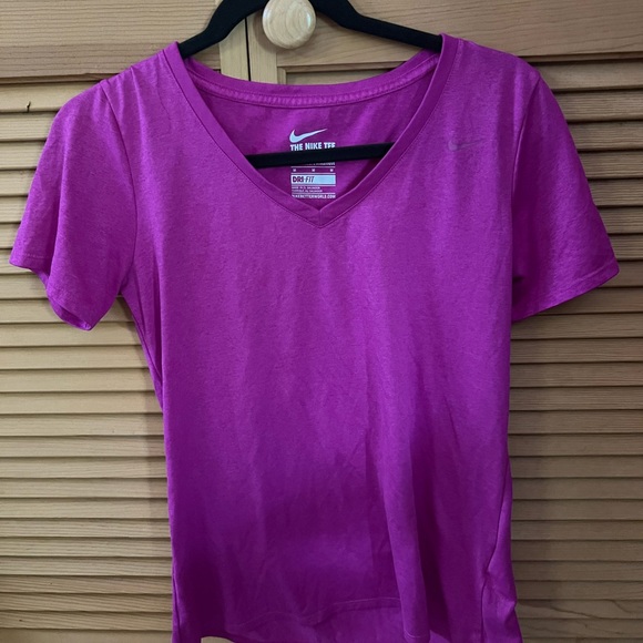 Nike Dri-Fit Tee - Picture 2 of 3